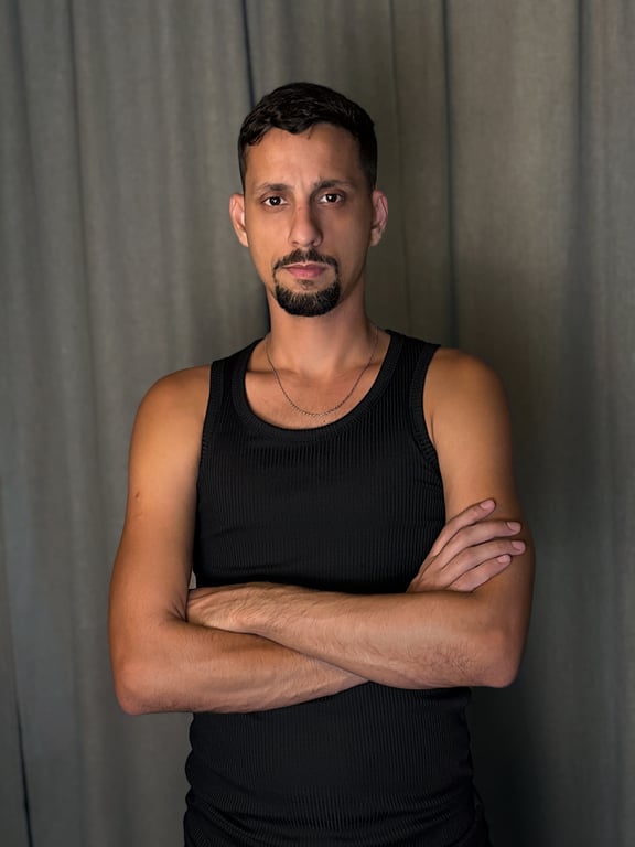 Rainer - Expecialista em Massagem Sensorial / Sensory Bodywork