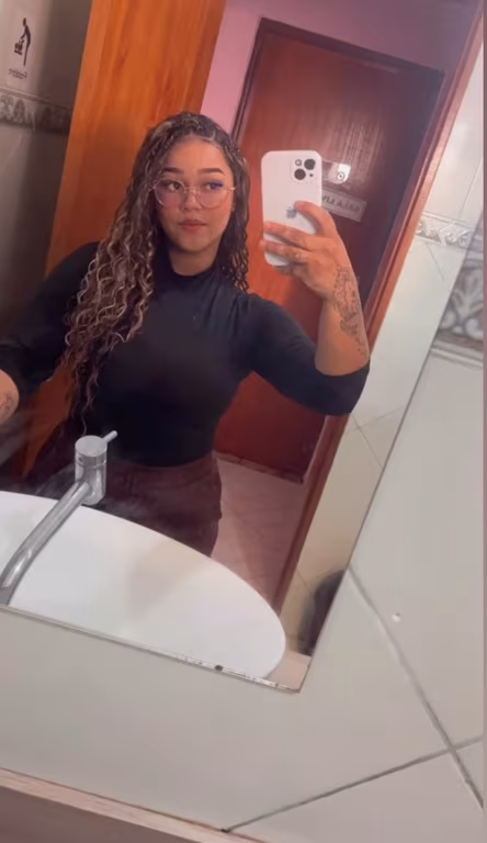 Bianca | Uma pausa para relaxar Massagem Bianca | Uma pausa para relaxar Massagem