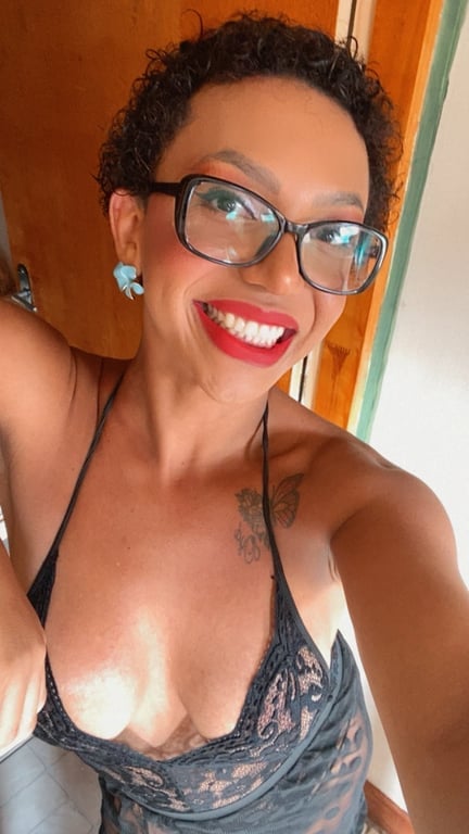 terapeuta Massoterapeuta TRANS massagem tântrica e vivências quentes Massoterapeuta TRANS massagem tântrica e vivências quentes