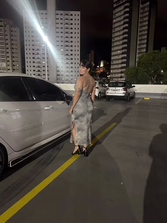Livia Massagem tântrica