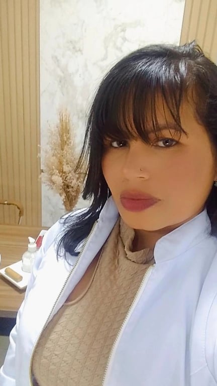 Toque Tântrico: Tântrica como você nunca sentiu!