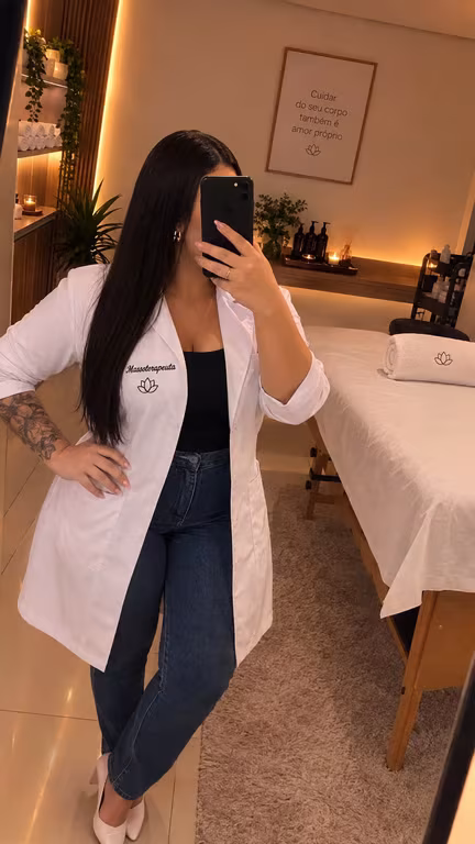 Maria Cecilia Massagem sensual em