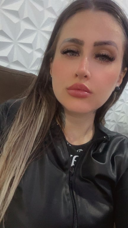 Jully Becker – Massagem Nuru e Tântrica em Porto Alegre