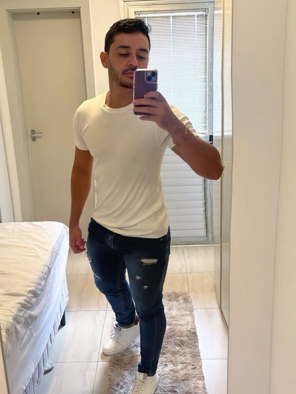 Diego massoterapeuta e esteticista