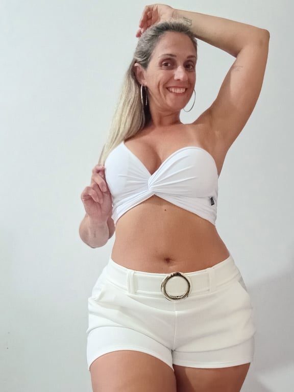 ANNYE MÃOS DE FADA, ENFERMEIRA E MASSOTERAPEUTA 