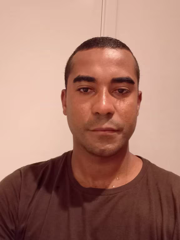 Romário massagem exclusivamente para mulheres
