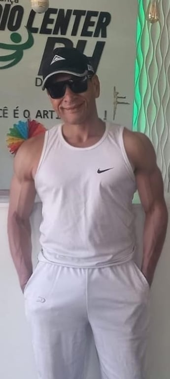 terapeuta Cesar Massoterapeuta - Massagem Tântrica e Relaxante Cesar Massoterapeuta - Massagem Tântrica e Relaxante