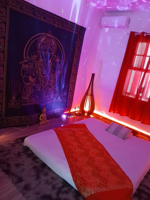 Massagens e vivencias para mulheres, homens e casais. Massagem sensual em