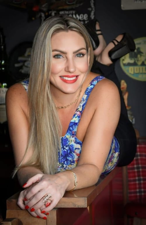 Terapeuta Alexia - Massagem Tântrica com certificado