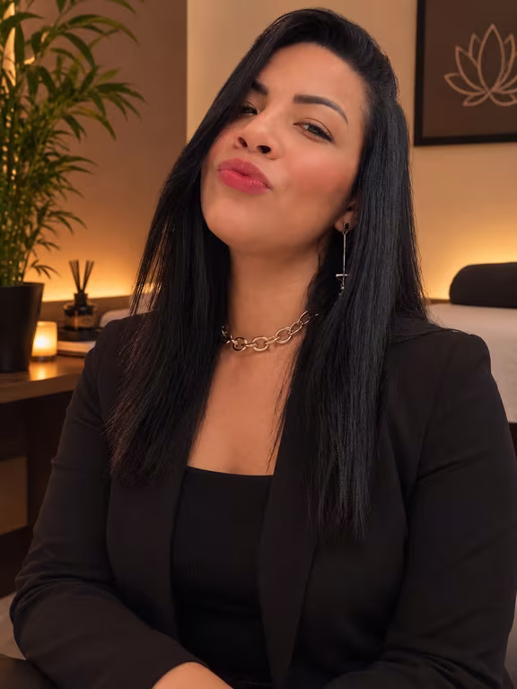 MARIAH TERAPEUTA | CONEXÃO, SENSITIVA, VIVÊNCIA, SENSUAL