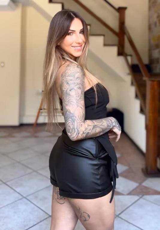 Dayana Especialista em massagens sensoriais Massagem nuru em