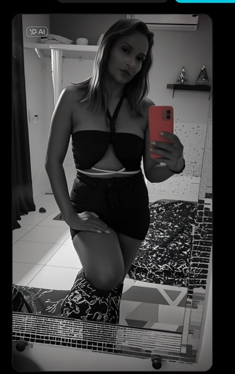 Venha sentir o poder da massagem com toques e caricias Massagem Venha sentir o poder da massagem com toques e caricias Massagem