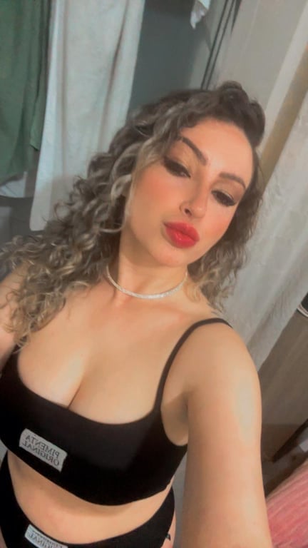 Alice Ferraz,venha ter a melhor experiência da sua vida… Massagem tântrica