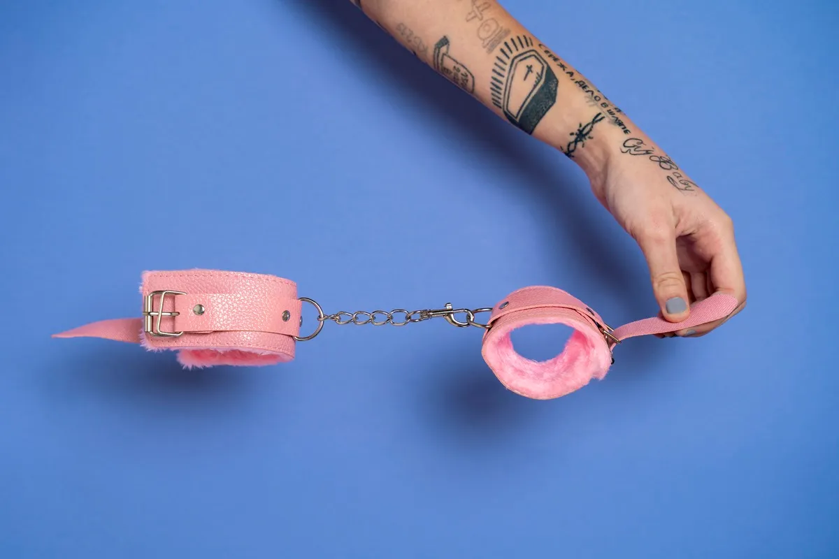 Como o uso de brinquedos íntimos melhora a intimidade?