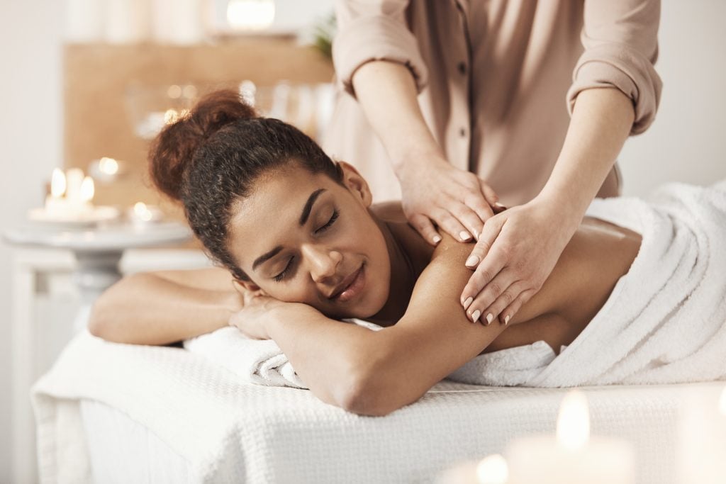 Como funciona a Massagem Nuru?